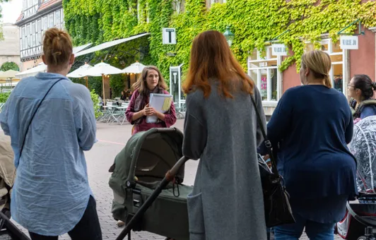 Kinderwagenführung mit Caro Quambusch