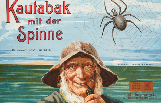 Ausschnitt aus dem Werbeplakat der Firma A.L. Bruns & Söhne mit Pfeiferauchendem Seemann vor dem Meer. 
Kautabak mit der Spinne, 1820.