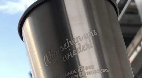 Baustellenbecher der Freunde des Historischen Museums (Ausschnitt)